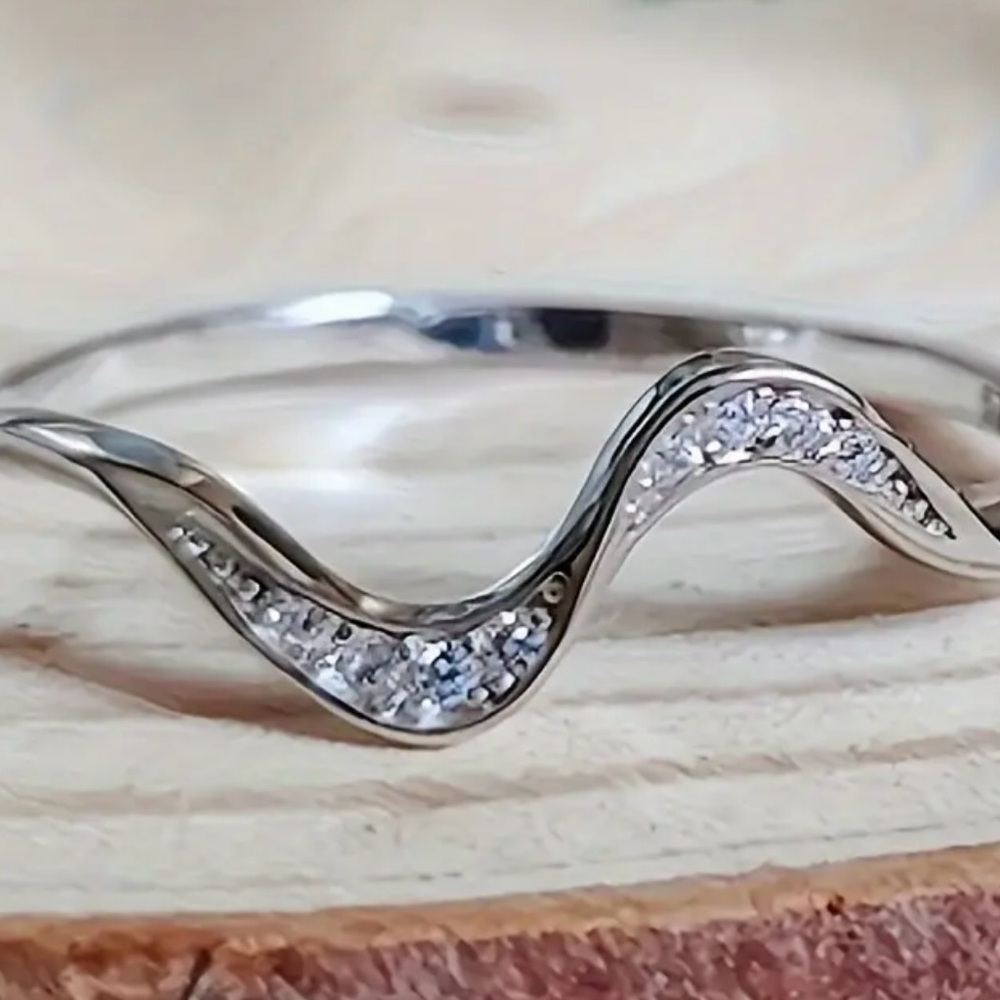 Wave Ring